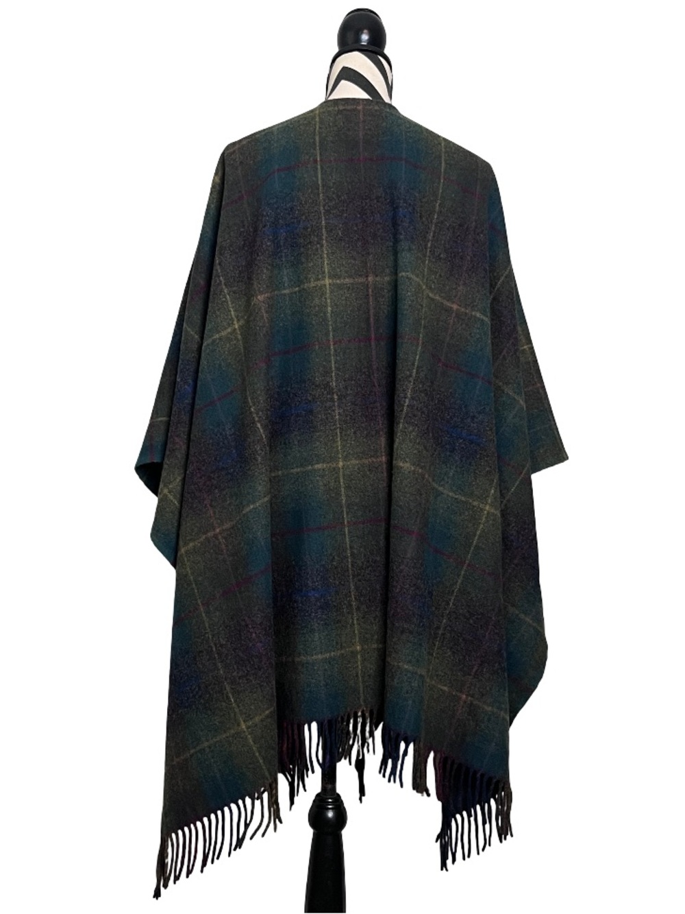 Green Grove Weavers Scotland 100% Lambswool Dark Academia Plaid Tartan Poncho - Picture 2 of 12